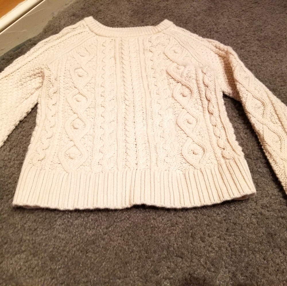 Gap Kids size small Cable Knit Sweater